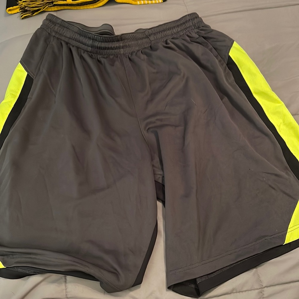 Men’s Nike DriFit Basketball Shorts